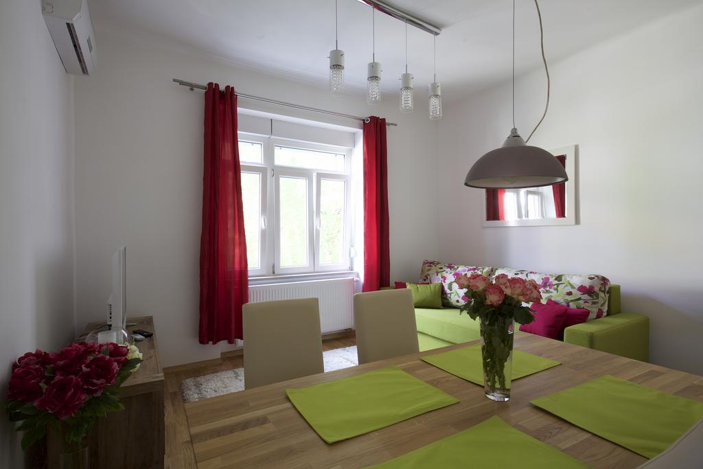 Appartement Azure à Zagreb Extérieur photo