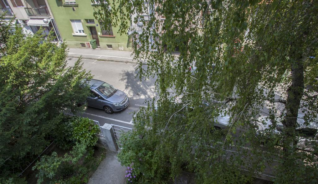 Appartement Azure à Zagreb Extérieur photo